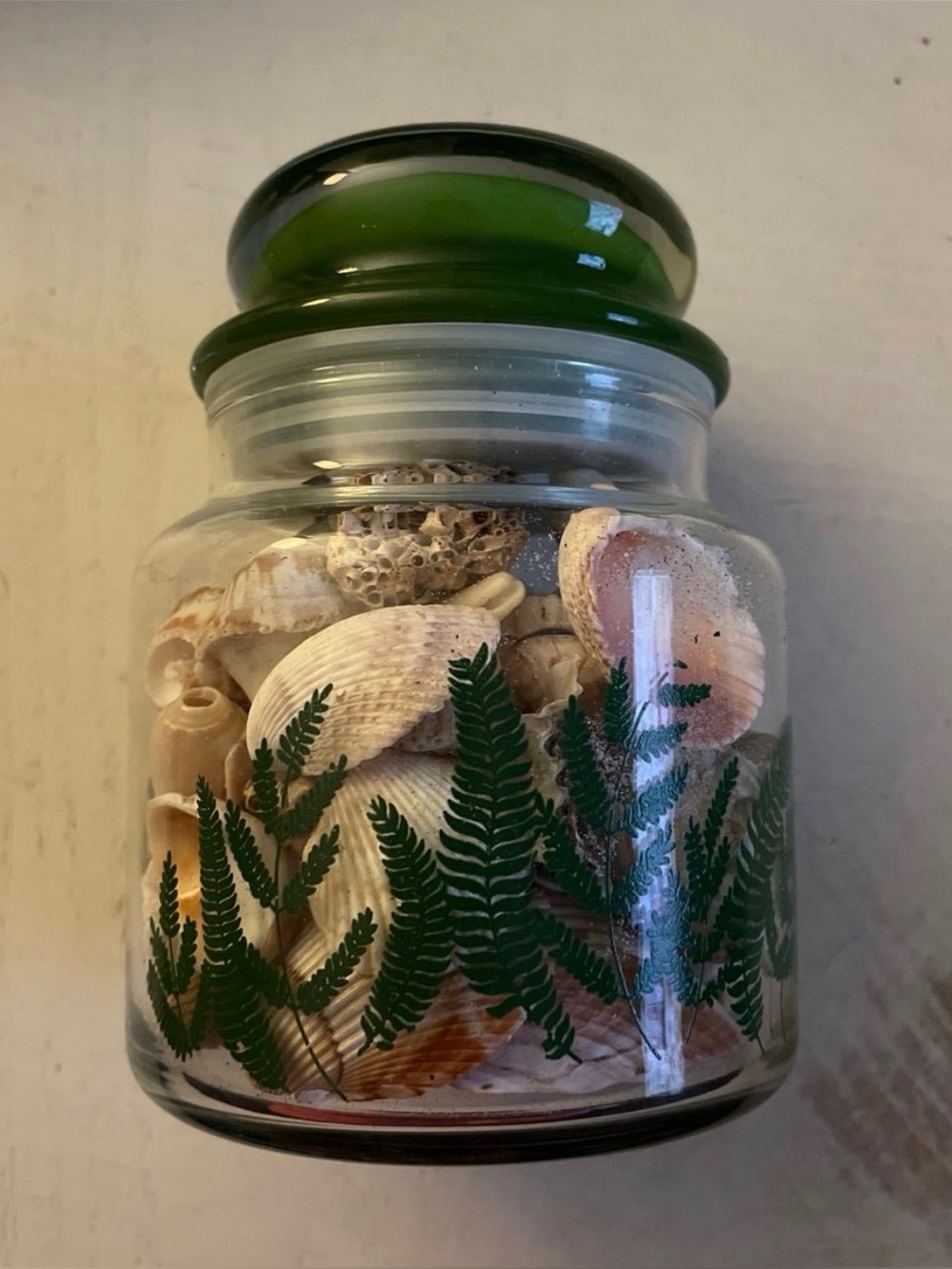 Anchor Hocking glass with seashells